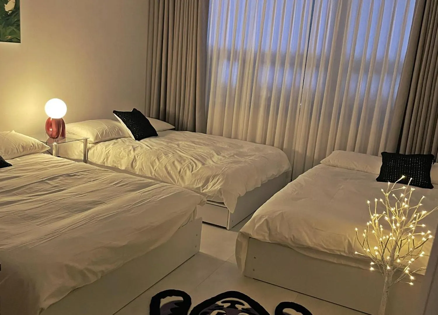 New Open Hongdae Tiger House Apartment Seoul 0*,  South Korea