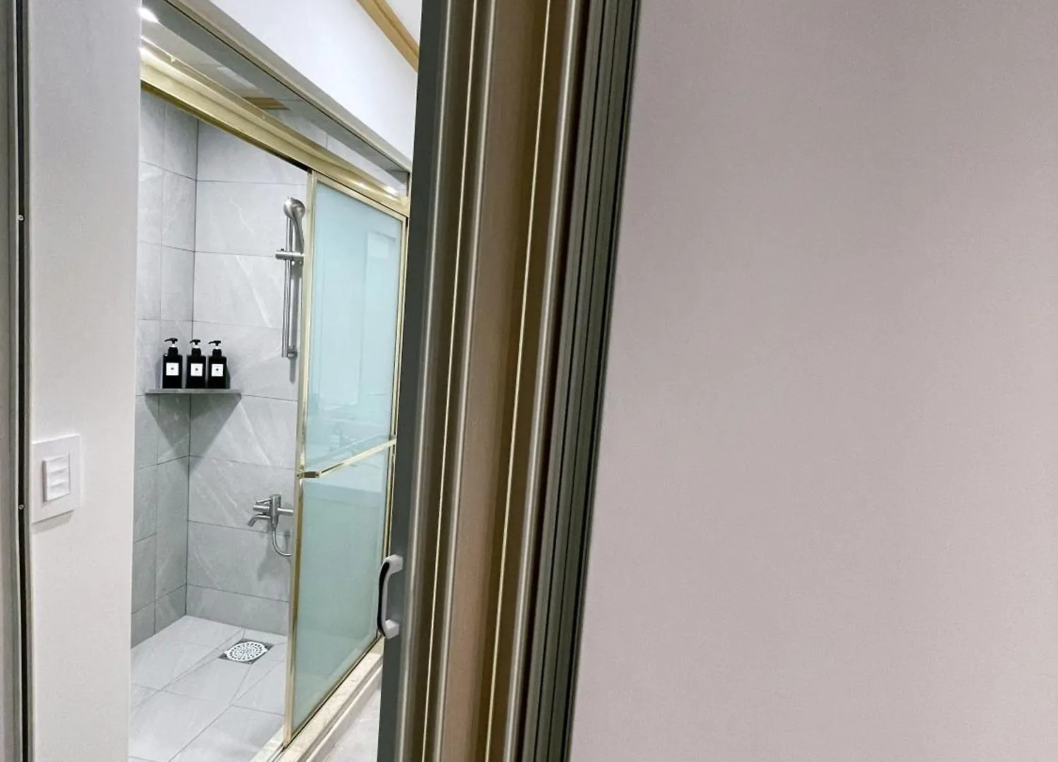 New Open Hongdae Tiger House Apartment Seoul South Korea